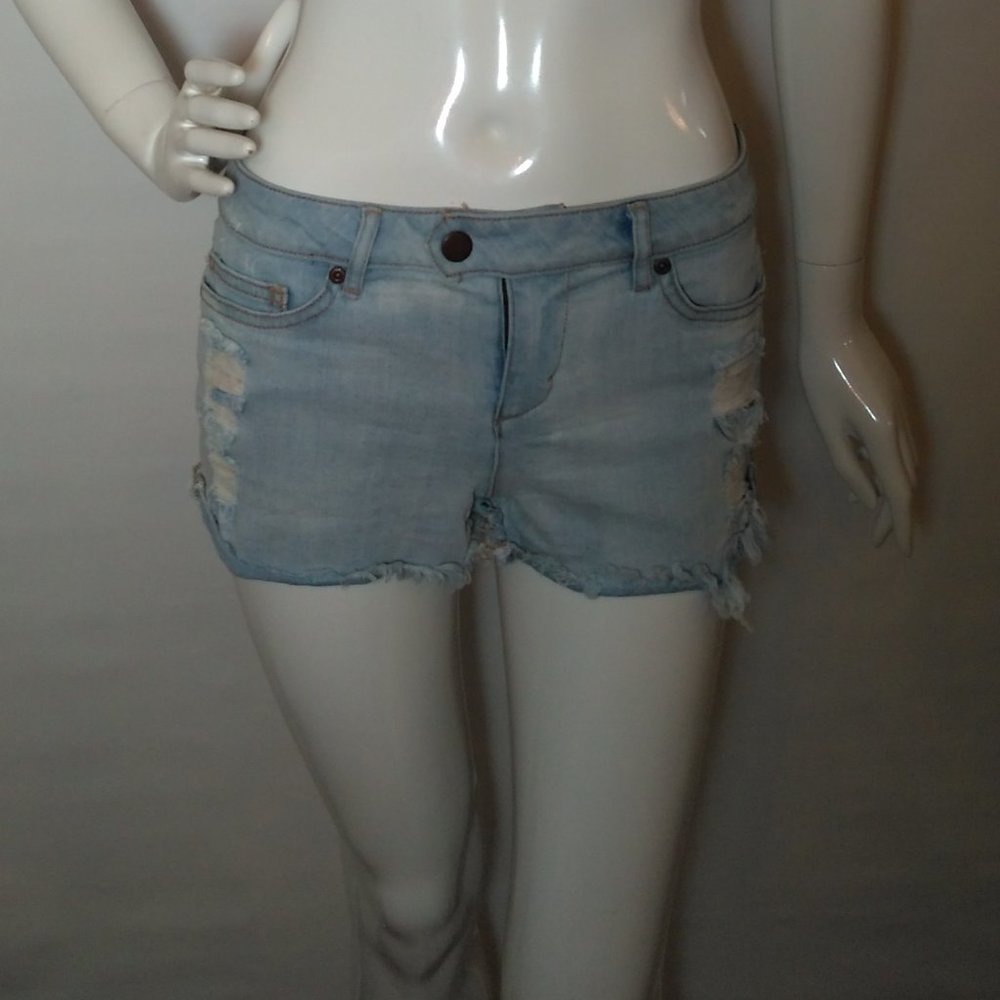 Ditto’s Cutoff Jean Shorts